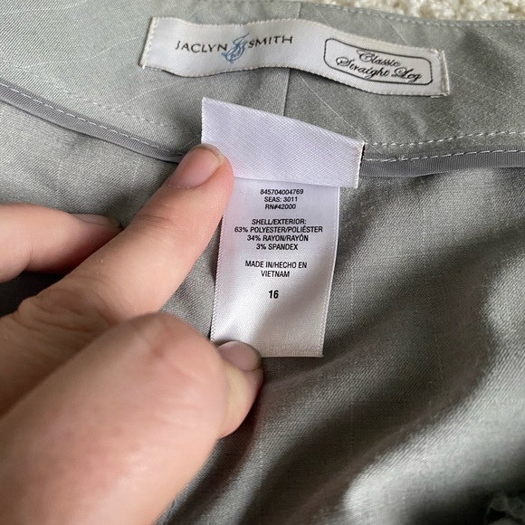 🔴 Straight leg pant, size 16 - Picture 7 of 7